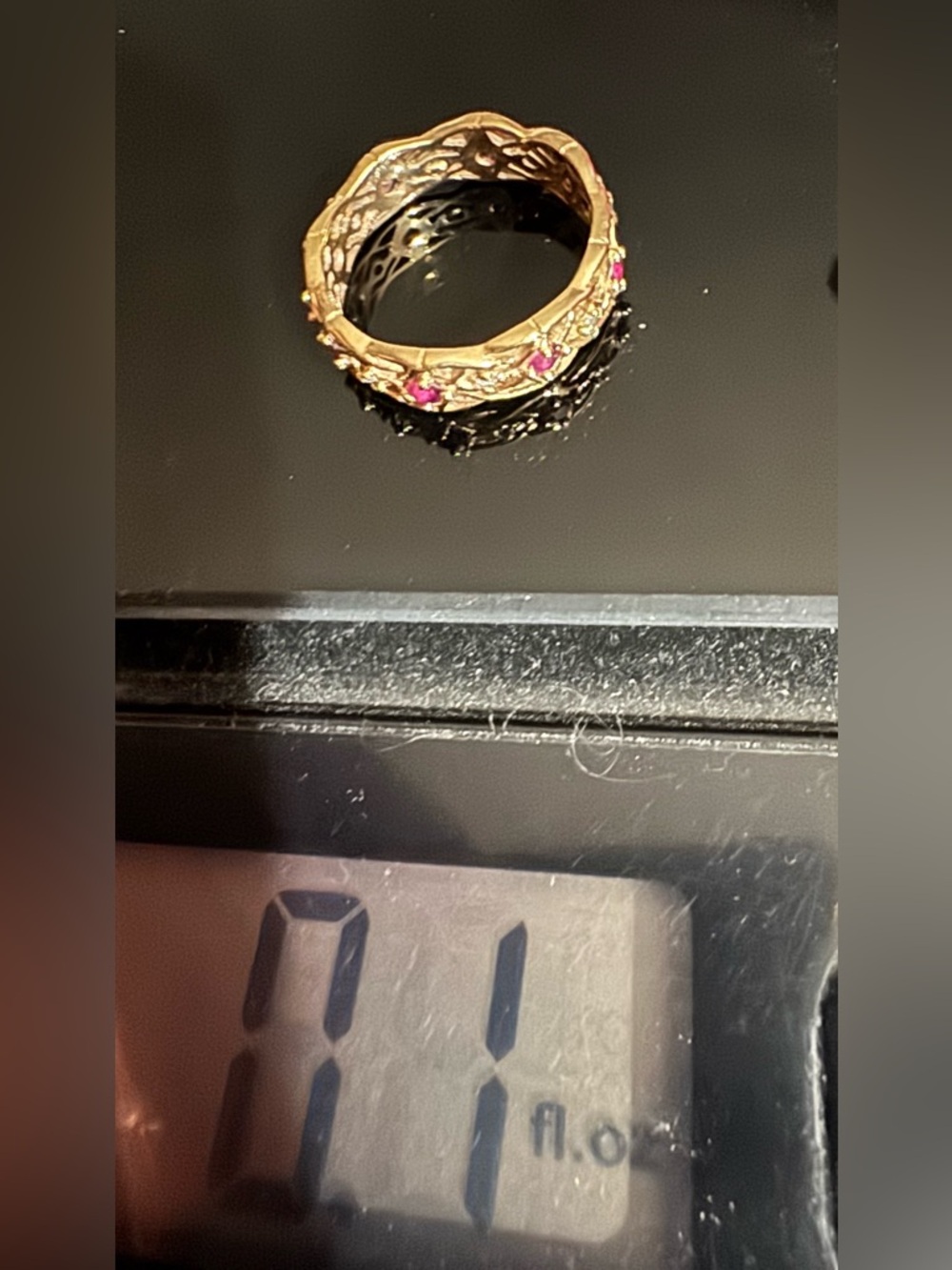 14K gold Diamond/ruby eternity band ring. - Picture 5 of 5